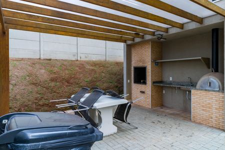 Apartamento para alugar com 44m², 2 quartos e 1 vaga Apartamento para alugar com 44m², 2 quartos e 1 vagaÁrea comum - Churrasqueira