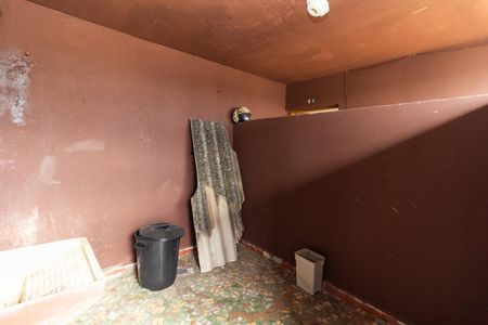 Casa à venda com 246m², 8 quartos e sem vagaÁrea de Serviço