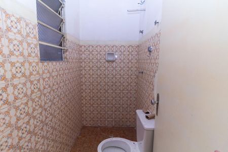 Casa à venda com 246m², 8 quartos e sem vagaBanheiro 1