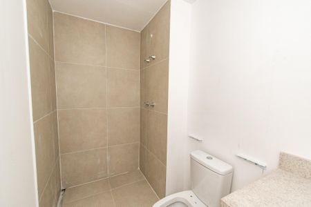 Apartamento à venda com 149m², 3 quartos e 2 vagas Apartamento à venda com 149m², 3 quartos e 2 vagasBanheiro da Suíte 2