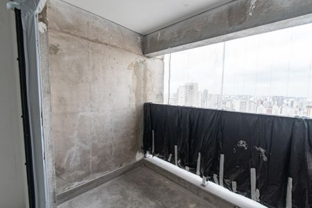 Apartamento à venda com 149m², 3 quartos e 2 vagas Apartamento à venda com 149m², 3 quartos e 2 vagasVaranda da Suíte 2