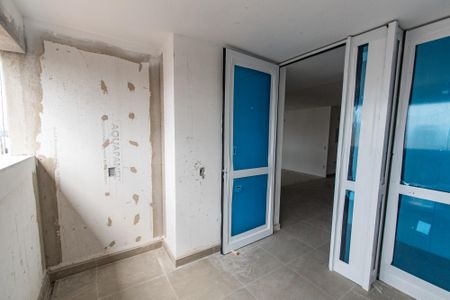 Apartamento à venda com 149m², 3 quartos e 2 vagas Apartamento à venda com 149m², 3 quartos e 2 vagasÁrea de Serviço