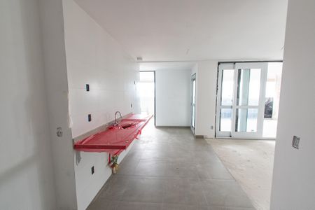 Apartamento à venda com 149m², 3 quartos e 2 vagas Apartamento à venda com 149m², 3 quartos e 2 vagasCozinha