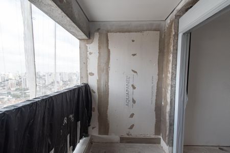 Apartamento à venda com 149m², 3 quartos e 2 vagas Apartamento à venda com 149m², 3 quartos e 2 vagasVaranda da Suíte 2