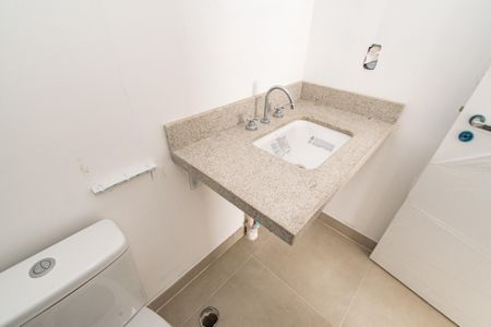 Apartamento à venda com 149m², 3 quartos e 2 vagas Apartamento à venda com 149m², 3 quartos e 2 vagasBanheiro da Suíte 2