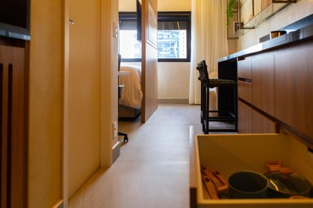 Studio para alugar com 25m², 1 quarto e 1 vaga Studio para alugar com 25m², 1 quarto e 1 vagaStudio - detalhe - utensílios