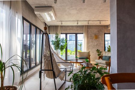 Studio para alugar com 25m², 1 quarto e 1 vaga Studio para alugar com 25m², 1 quarto e 1 vagaÁrea comum - espaço leitura