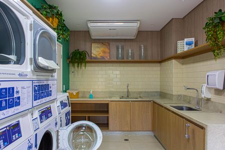 Studio para alugar com 25m², 1 quarto e 1 vaga Studio para alugar com 25m², 1 quarto e 1 vagaLavanderia