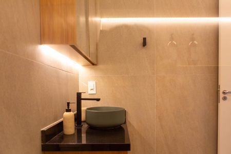 Studio para alugar com 25m², 1 quarto e 1 vaga Studio para alugar com 25m², 1 quarto e 1 vagaBanheiro