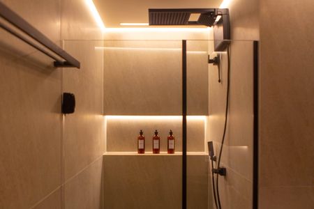 Studio para alugar com 25m², 1 quarto e 1 vaga Studio para alugar com 25m², 1 quarto e 1 vagaBanheiro