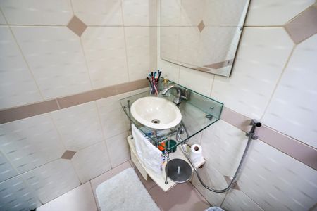 Casa à venda com 183m², 3 quartos e 3 vagas Casa à venda com 183m², 3 quartos e 3 vagasLavabo