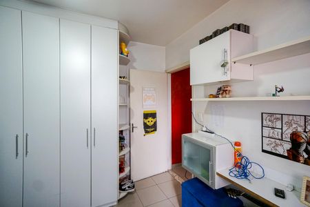 Casa à venda com 183m², 3 quartos e 3 vagas Casa à venda com 183m², 3 quartos e 3 vagasQuarto 01