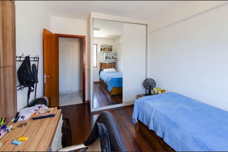 Apartamento à venda com 120m², 3 quartos e 2 vagasQuarto 1