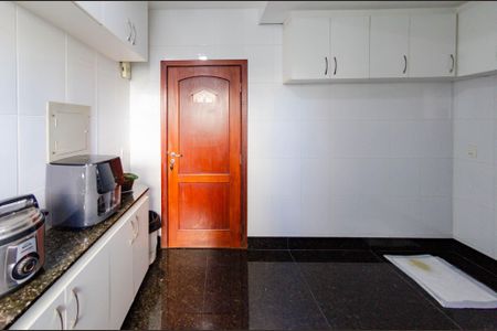 Apartamento à venda com 120m², 3 quartos e 2 vagasÁrea de serviço