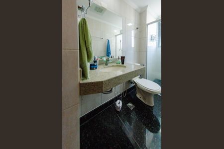 Apartamento à venda com 120m², 3 quartos e 2 vagasBanheiro