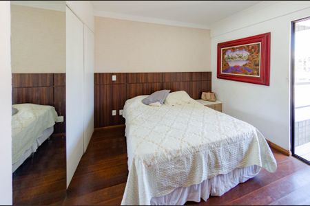 Apartamento à venda com 120m², 3 quartos e 2 vagasSuíte
