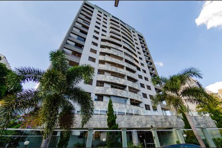 Apartamento à venda com 120m², 3 quartos e 2 vagasFachada