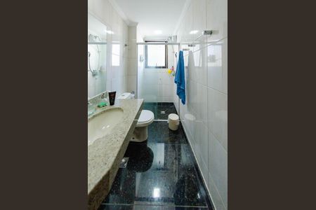 Apartamento à venda com 120m², 3 quartos e 2 vagasBanheiro