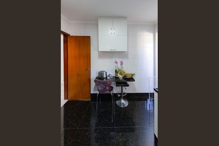 Apartamento à venda com 120m², 3 quartos e 2 vagasCozinha