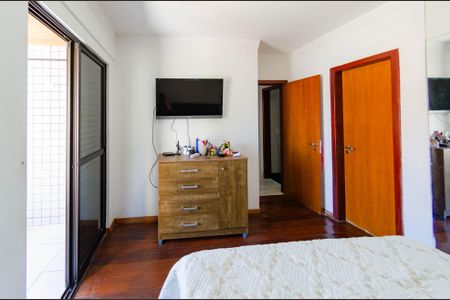 Apartamento à venda com 120m², 3 quartos e 2 vagasSuíte