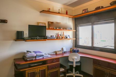 Apartamento à venda com 200m², 4 quartos e 3 vagas Apartamento à venda com 200m², 4 quartos e 3 vagasQuarto 1