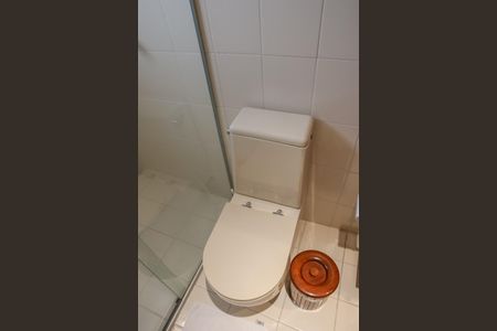 Apartamento à venda com 200m², 4 quartos e 3 vagas Apartamento à venda com 200m², 4 quartos e 3 vagasBanheiro Social