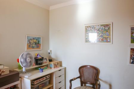 Apartamento à venda com 200m², 4 quartos e 3 vagas Apartamento à venda com 200m², 4 quartos e 3 vagasQuarto 2