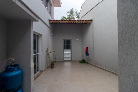 Casa à venda com 298m², 5 quartos e 2 vagas Casa à venda com 298m², 5 quartos e 2 vagasQuintal