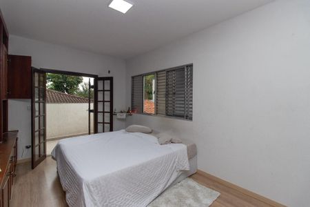 Casa à venda com 298m², 5 quartos e 2 vagas Casa à venda com 298m², 5 quartos e 2 vagasSuíte 1
