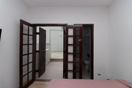 Casa à venda com 298m², 5 quartos e 2 vagas Casa à venda com 298m², 5 quartos e 2 vagasSuíte 3