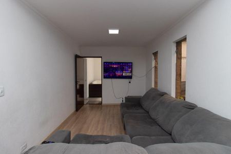 Casa à venda com 298m², 5 quartos e 2 vagas Casa à venda com 298m², 5 quartos e 2 vagasSala