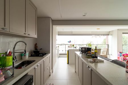 Apartamento à venda com 115m², 3 quartos e 2 vagas Apartamento à venda com 115m², 3 quartos e 2 vagasCozinha