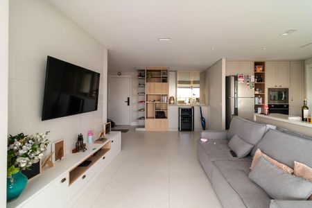 Apartamento à venda com 115m², 3 quartos e 2 vagas Apartamento à venda com 115m², 3 quartos e 2 vagasSala