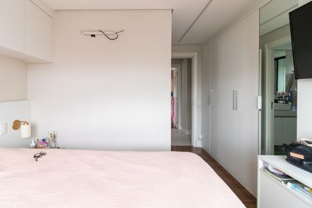 Apartamento à venda com 115m², 3 quartos e 2 vagas Apartamento à venda com 115m², 3 quartos e 2 vagasSuíte 1