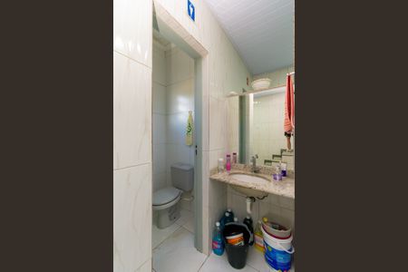 Casa à venda com 250m², 3 quartos e 6 vagasÁrea gourmet - Lavabo