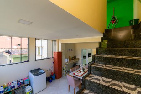 Casa à venda com 250m², 3 quartos e 6 vagasÁrea de Serviço