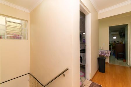 Casa à venda com 250m², 3 quartos e 6 vagasCorredor