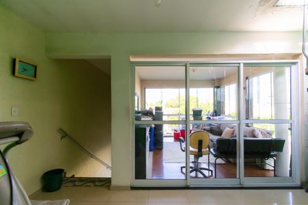 Casa à venda com 250m², 3 quartos e 6 vagasAcademia