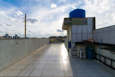 Casa à venda com 250m², 3 quartos e 6 vagasTerraço