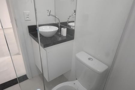 Apartamento para alugar com 70m², 2 quartos e 2 vagas Apartamento para alugar com 70m², 2 quartos e 2 vagasBanheiro