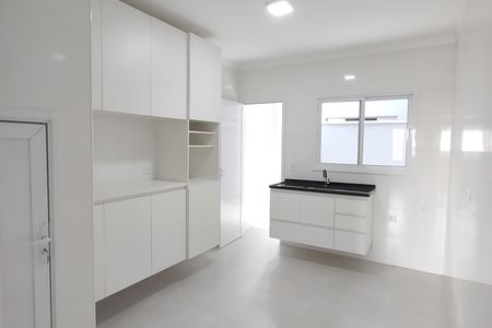 Apartamento para alugar com 70m², 2 quartos e 2 vagas Apartamento para alugar com 70m², 2 quartos e 2 vagasCozinha