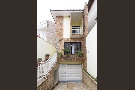Casa à venda com 534m², 4 quartos e 10 vagas Casa à venda com 534m², 4 quartos e 10 vagasFachada