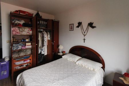 Casa à venda com 534m², 4 quartos e 10 vagas Casa à venda com 534m², 4 quartos e 10 vagasEdícula - Quarto