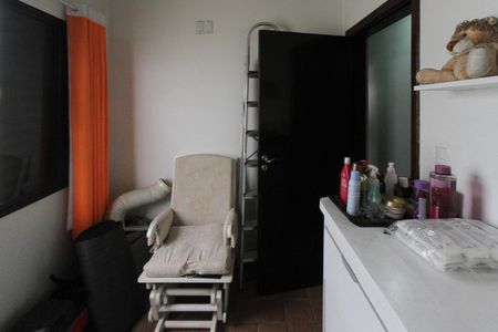 Casa à venda com 534m², 4 quartos e 10 vagas Casa à venda com 534m², 4 quartos e 10 vagasQuarto 3