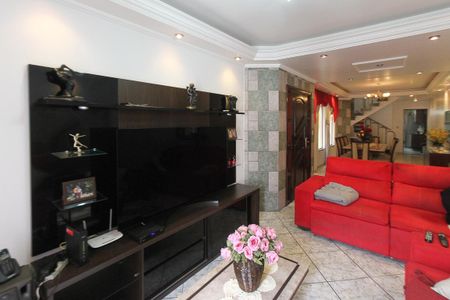 Casa à venda com 534m², 4 quartos e 10 vagas Casa à venda com 534m², 4 quartos e 10 vagasSala