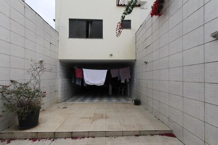 Casa à venda com 534m², 4 quartos e 10 vagas Casa à venda com 534m², 4 quartos e 10 vagasQuintal