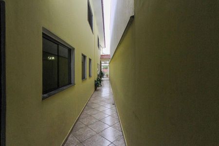 Casa à venda com 534m², 4 quartos e 10 vagas Casa à venda com 534m², 4 quartos e 10 vagasCorredor externo