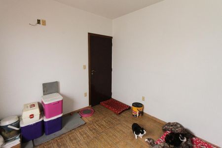 Casa à venda com 534m², 4 quartos e 10 vagas Casa à venda com 534m², 4 quartos e 10 vagasQuarto 2