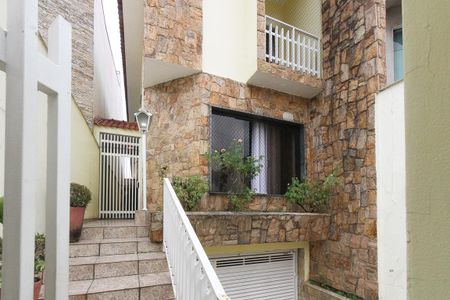 Casa à venda com 534m², 4 quartos e 10 vagas Casa à venda com 534m², 4 quartos e 10 vagasFachada