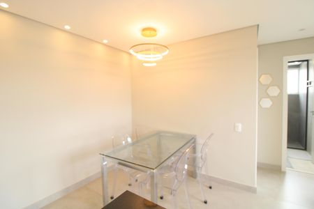 Sala de apartamento para alugar com 2 quartos, 42m² em Usina Piratininga, São Paulo